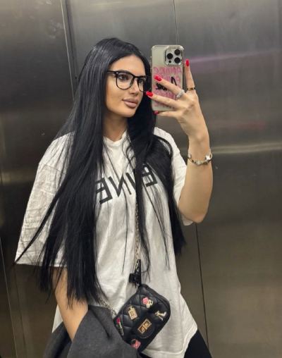 Tarsus Escort Ece ile Şehir Ritmi