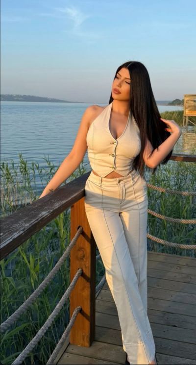 Akdeniz Escort Nehir ile Liman Gecesi