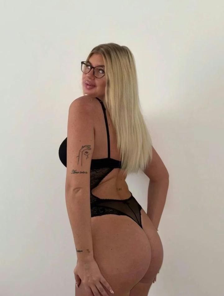 Mezitli Escort Rüya ile Sakin Tempo