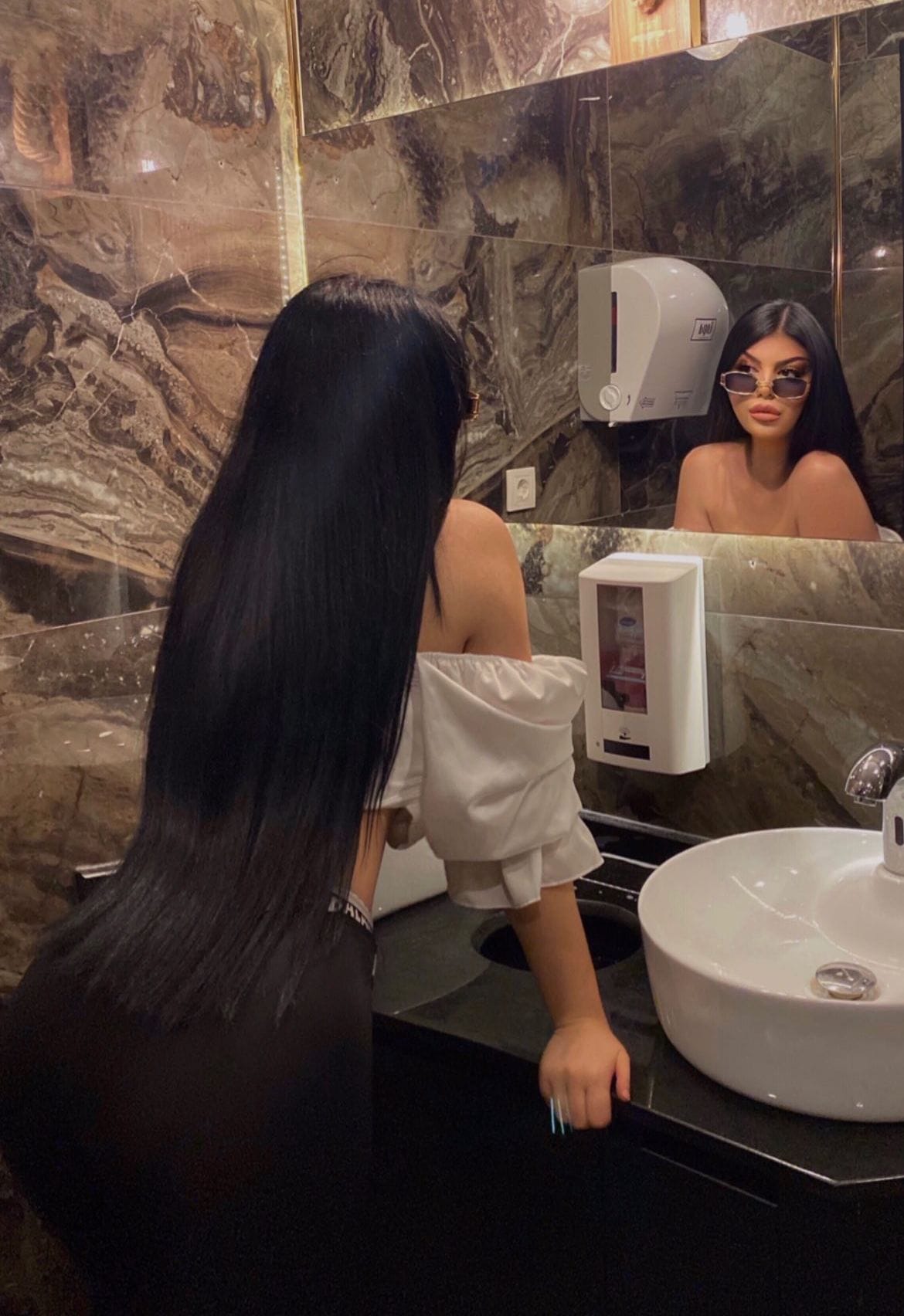 Viranşehir Escort Beril ile Yakın Sohbet